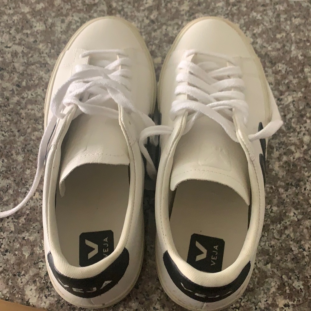 Veja shoes worn once.